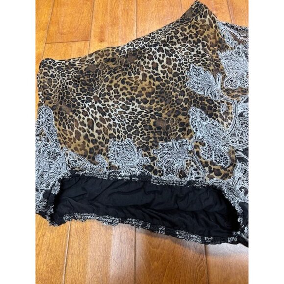 CACHE Womens Silk‎ Animal Print Top Size L Leopard Paisley Beaded Mob Wife Chic - Picture 14 of 14